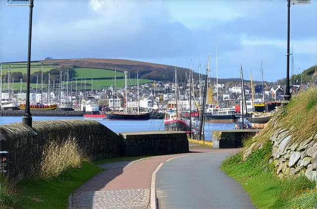 15 Derry Off-the-Beaten-Path Activities to Explore