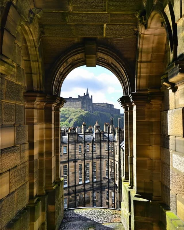 10 Edinburgh Hidden Historical Sites You Must Visit