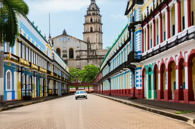 15 Guayaquil Historical Sites Off the Beaten Path