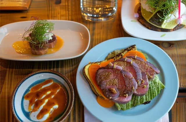 15 Hidden Gems: Heimaey Local Dining Spots