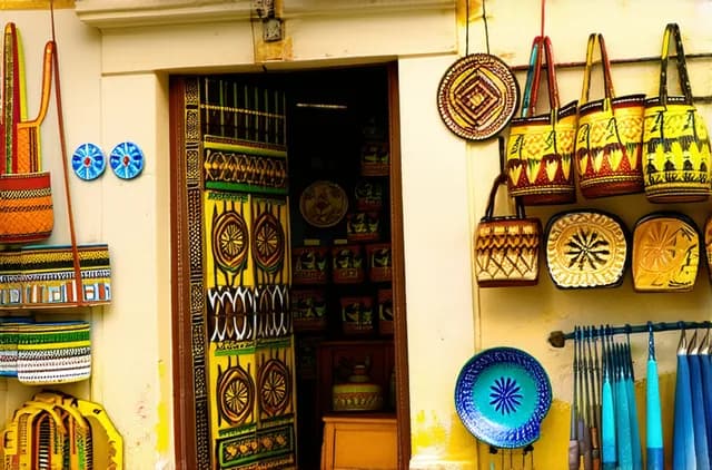 Discover Hidden Artisan Shops in Camagüey