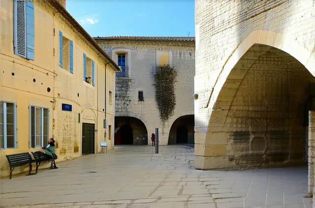 10 Secret Cultural Venues in Arles You Should Explore