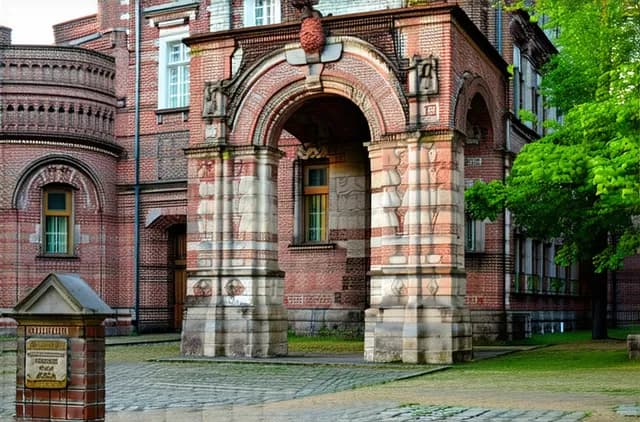 10 Secret Historical Sites in Łódź You Must Visit
