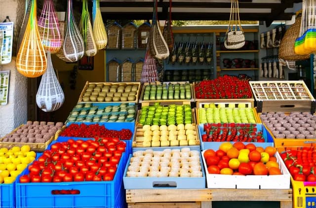 Discover Secret Local Markets in Rethymno