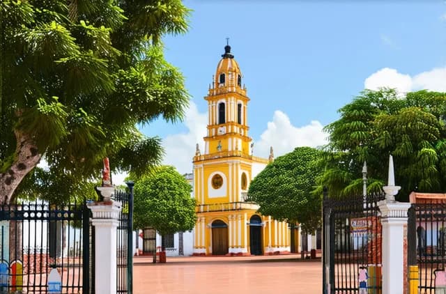 15 Secret Parks and Plazas in Camagüey You Must Visit