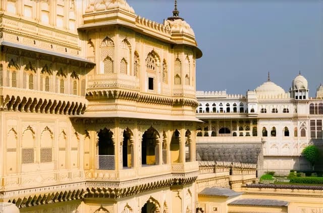 15 Udaipur Hidden Palaces You Must Explore