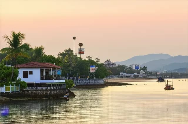 Hidden Gems: Unexplored Neighborhoods of Hua Hin