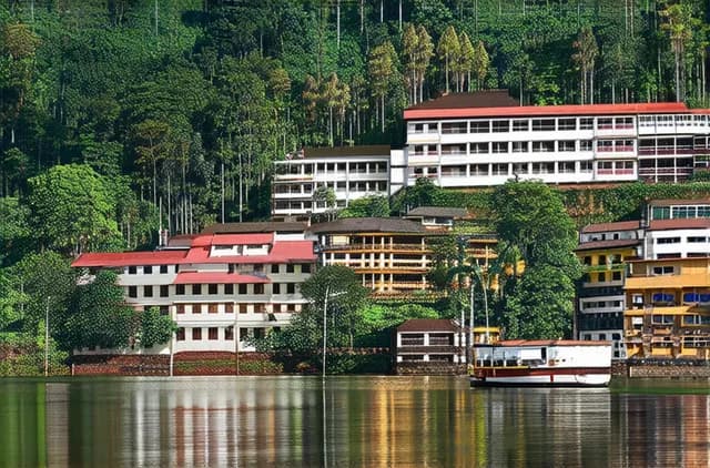 Discover Unexplored Neighborhoods of Kandy