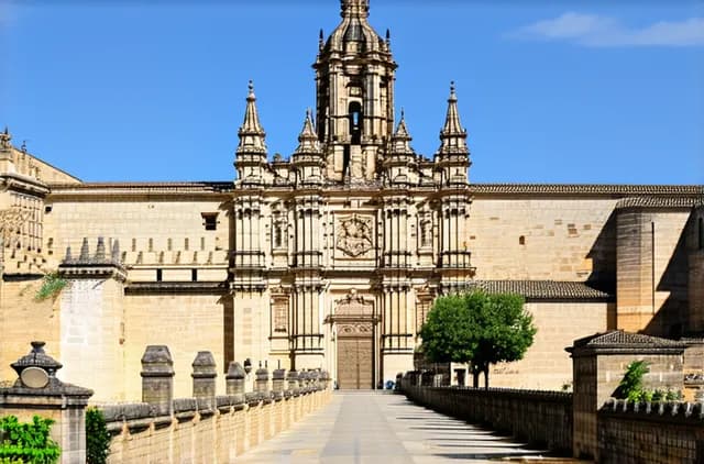 Discover Unexplored Neighborhoods of Salamanca