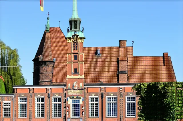 15 Off-the-Beaten-Path Attractions in Gdańsk