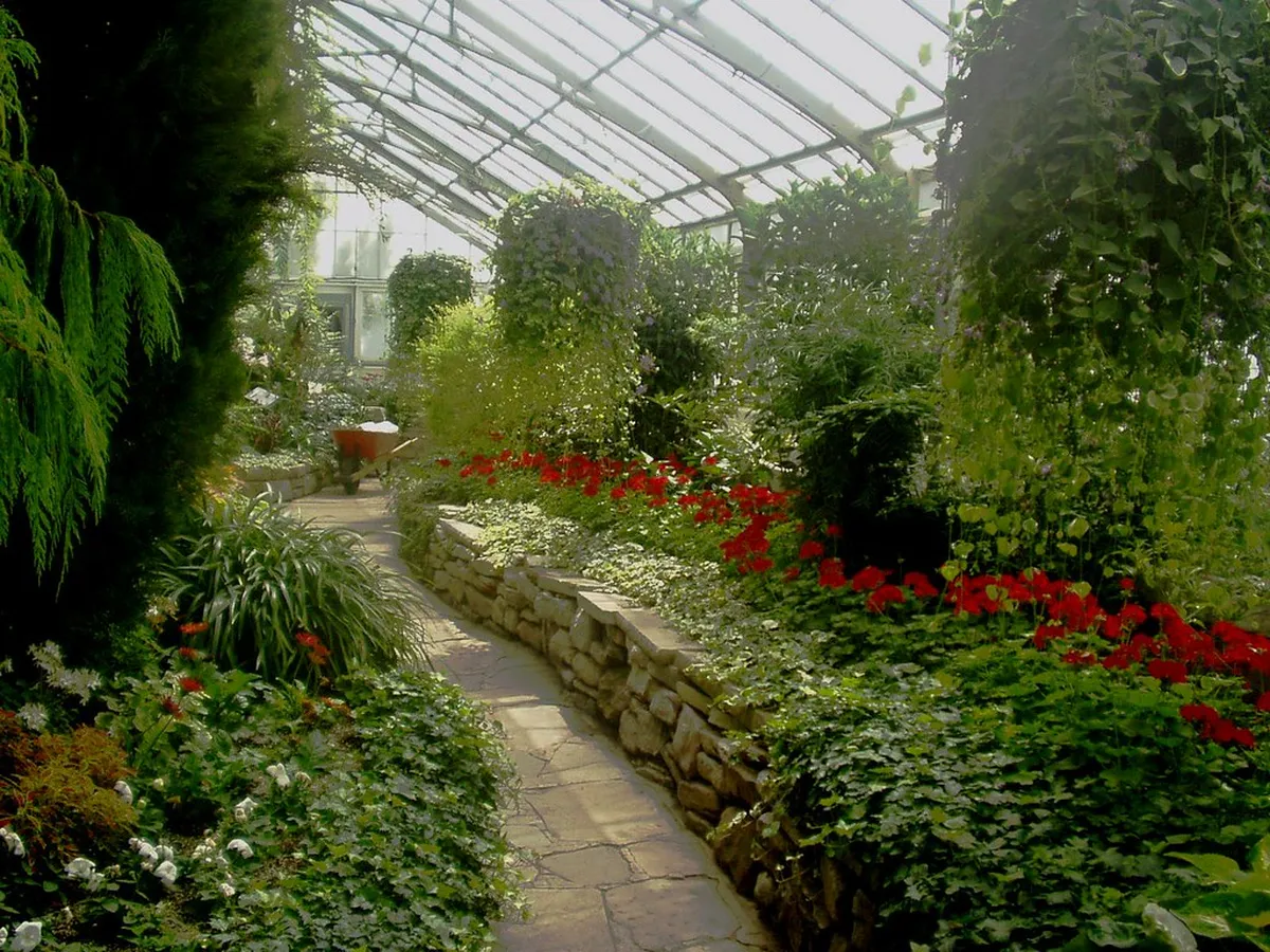 1. Allen Gardens