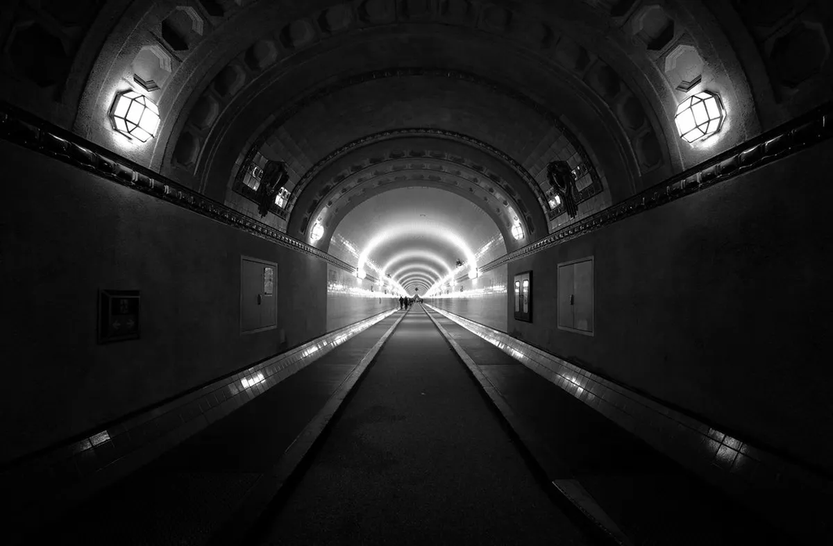 2. Alter Elbtunnel