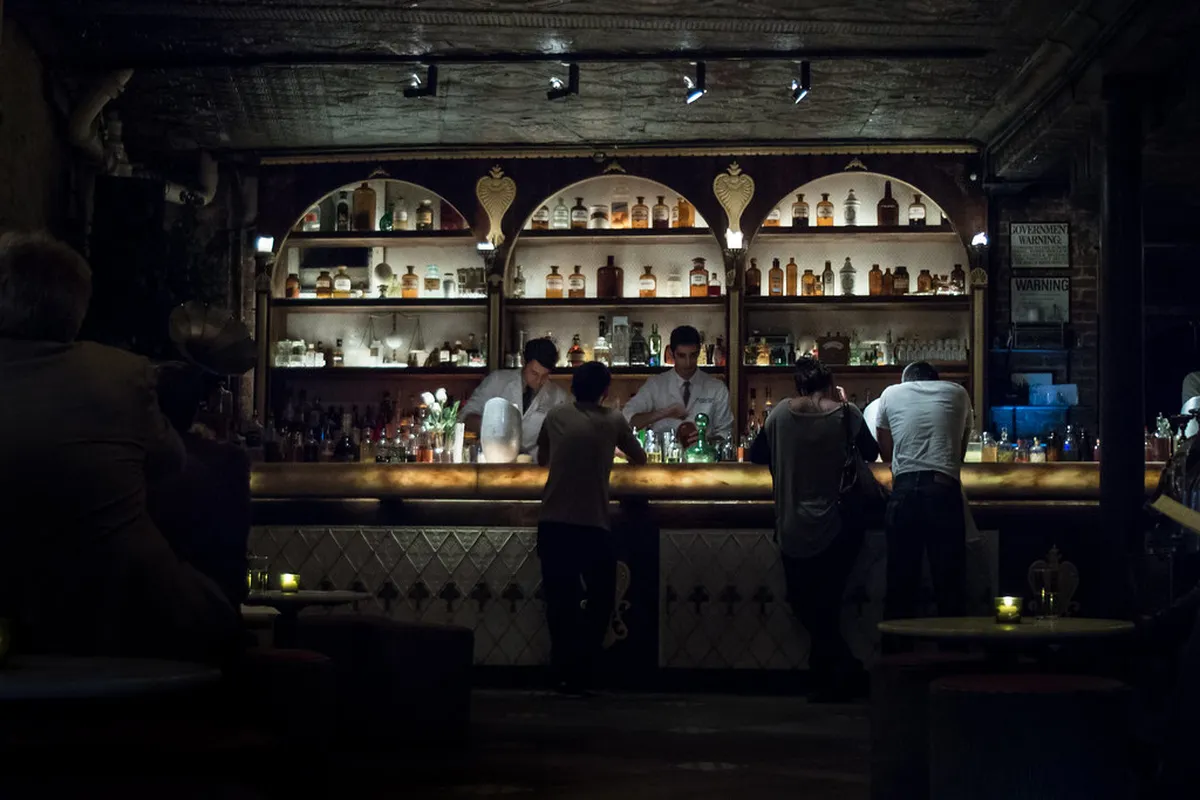 3. Apotheke, Chinatown