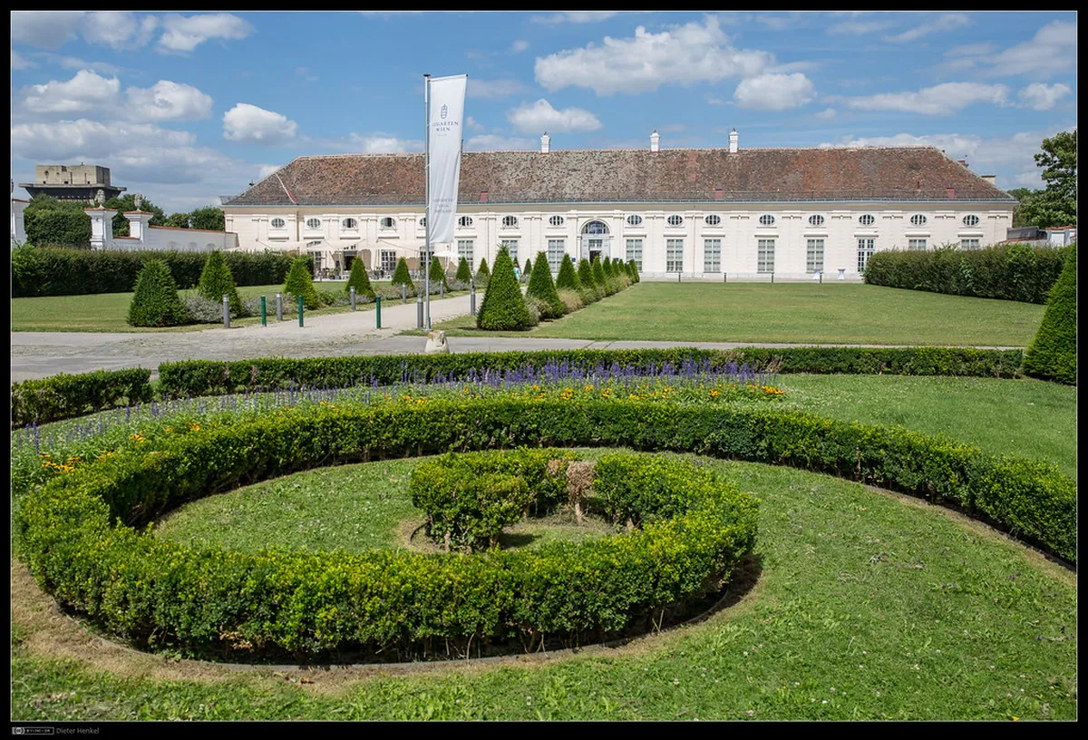 5. Augarten Park