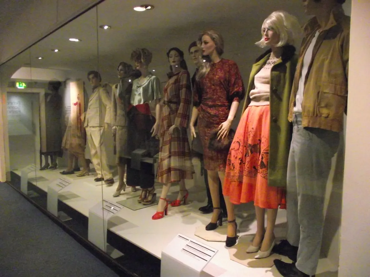 5. Bath Fashion Museum