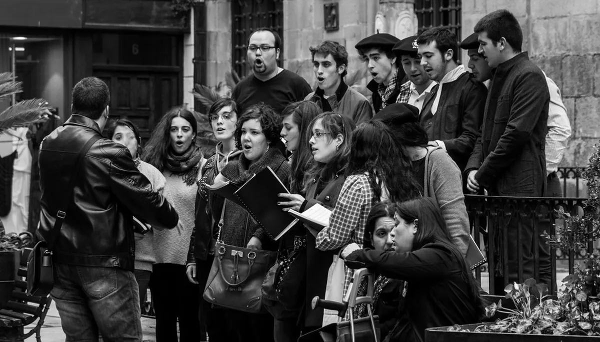 6. Bilbo Zaharra (Old Bilbao)