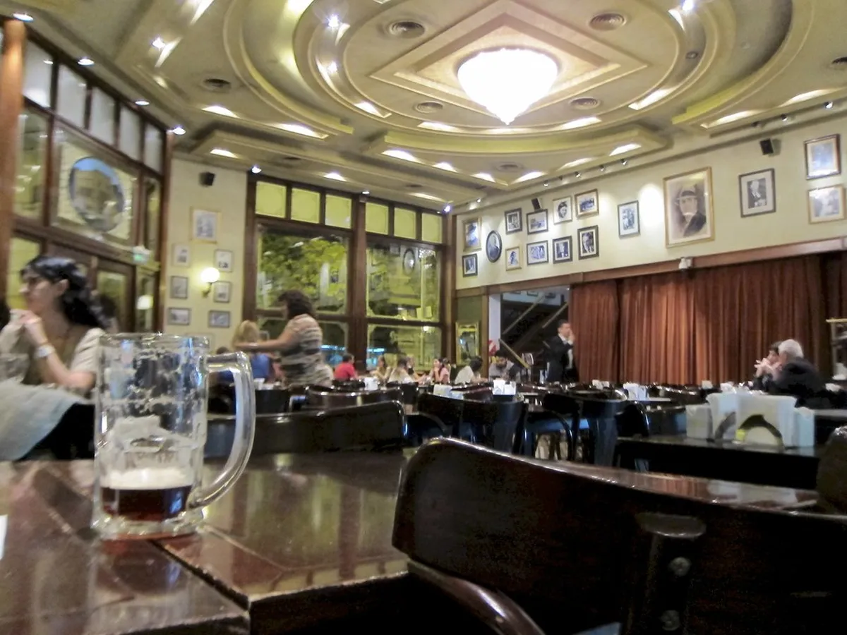3. Café de los Angelitos