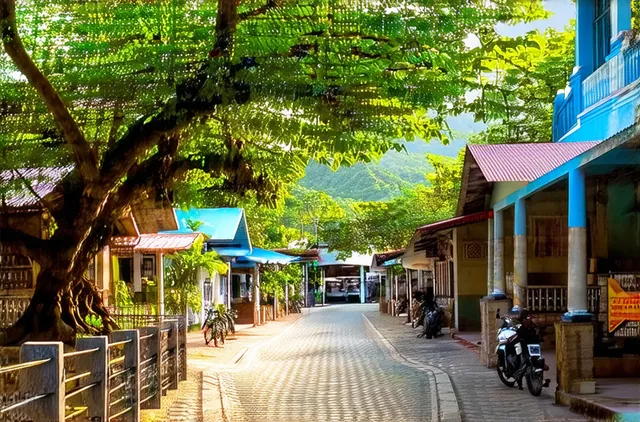 Coron Town unexplored hiking trails