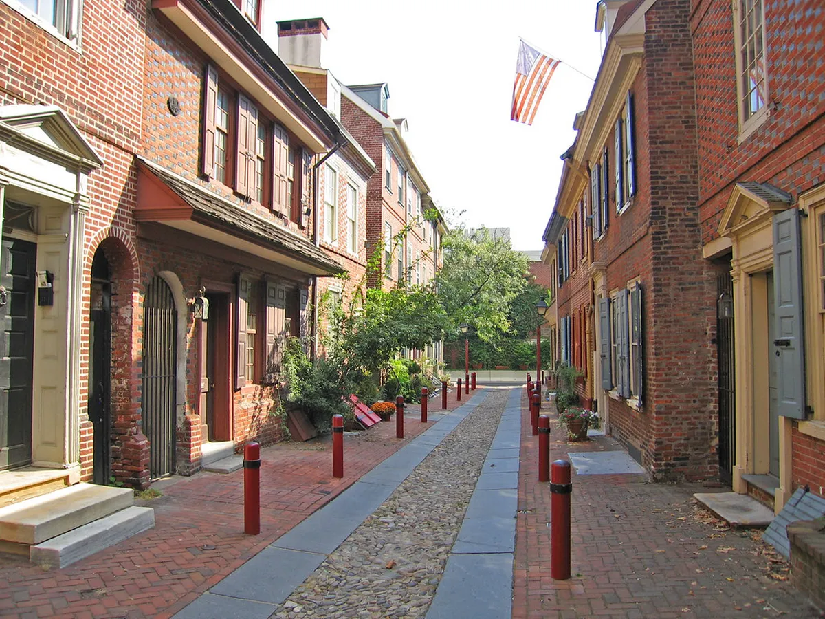 6. Elfreth’s Alley
