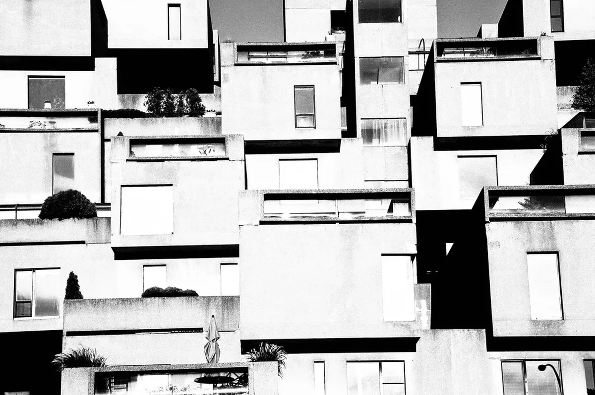 4. Habitat 67