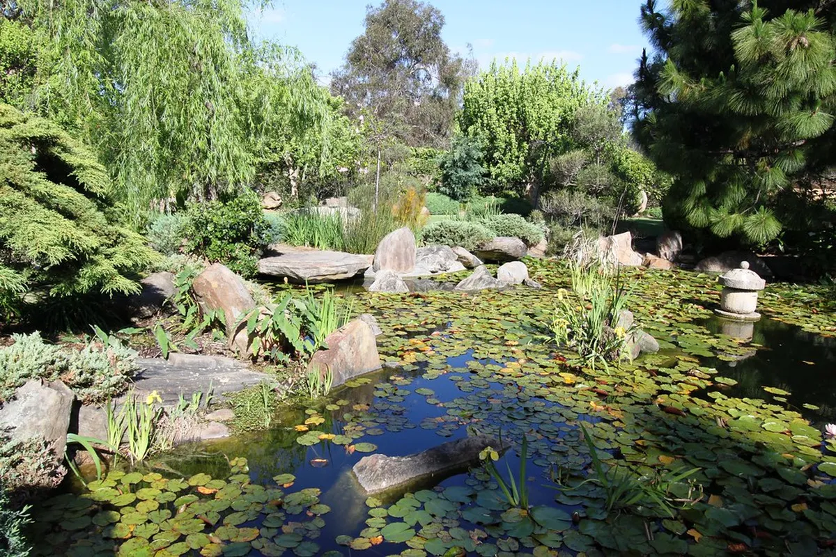 5. Himeji Garden