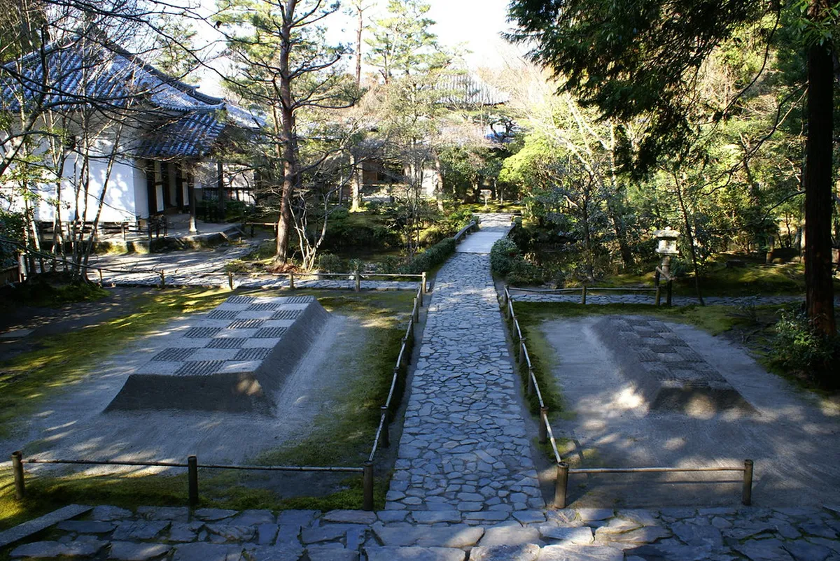 5. Hōnen-in Temple