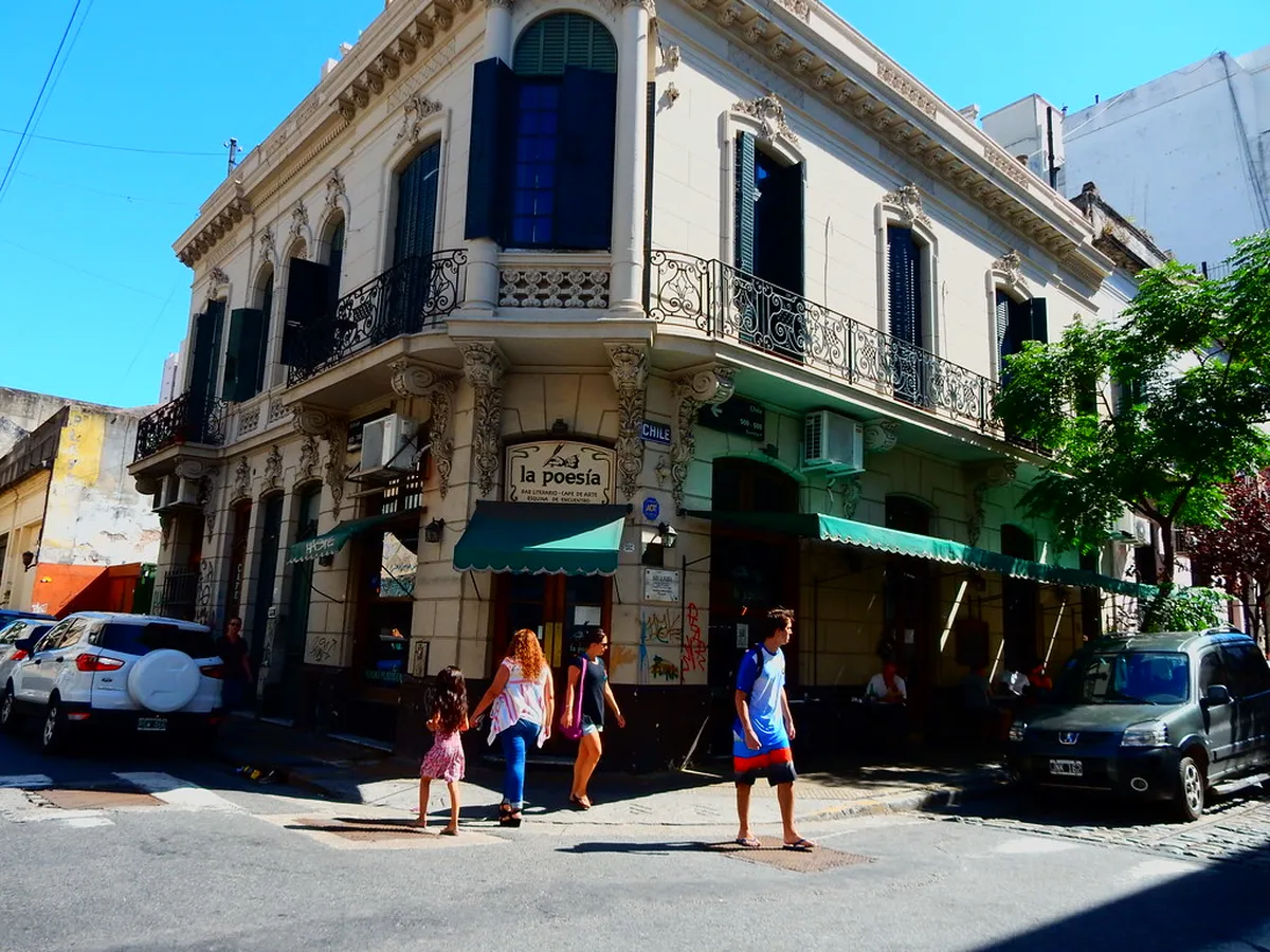 3. La Poesía, San Telmo