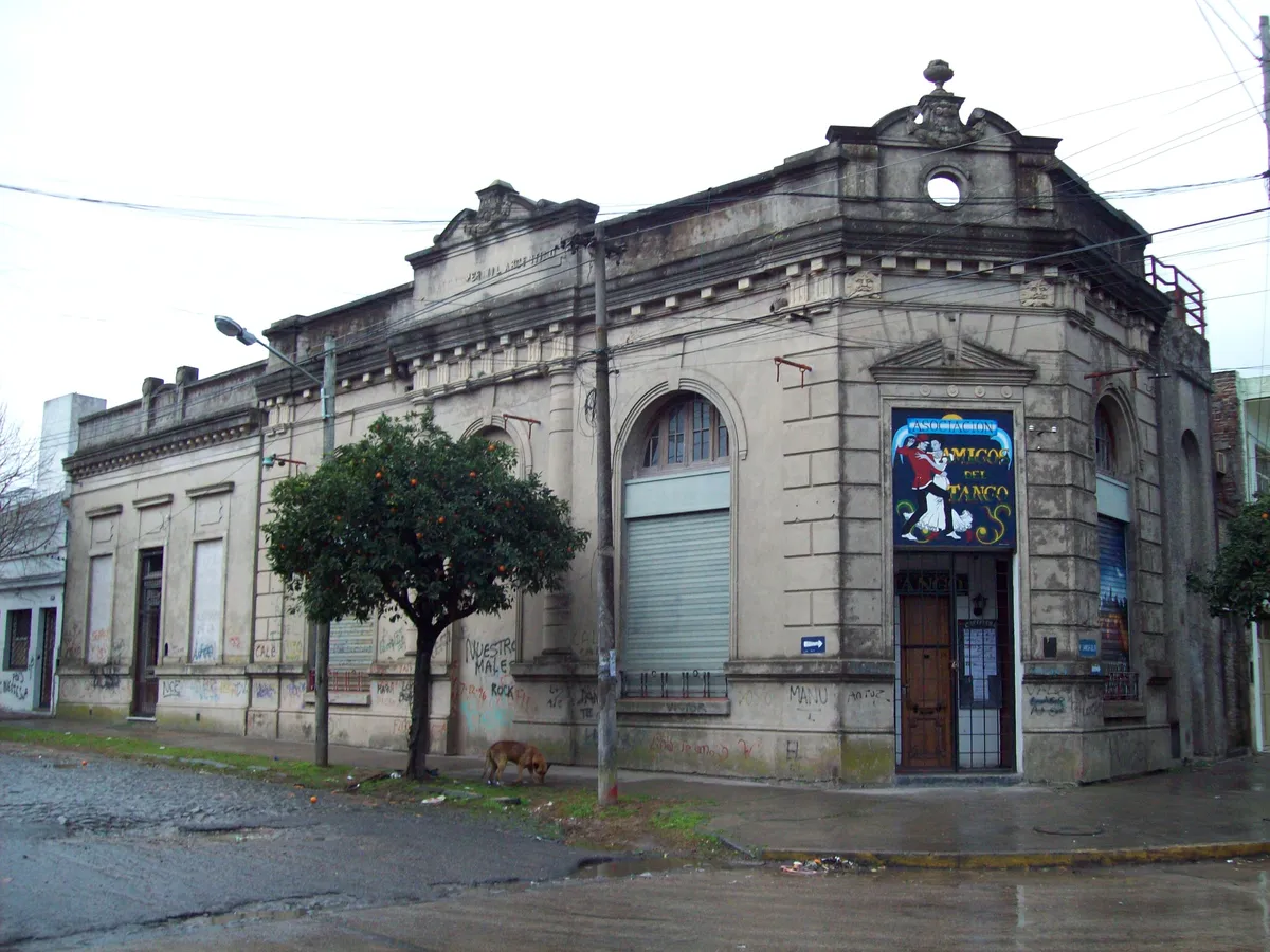 15. La Tanguería