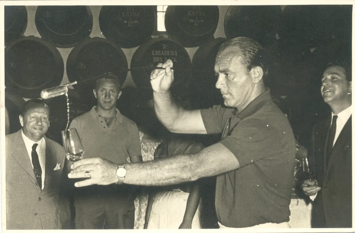 7. La Venencia