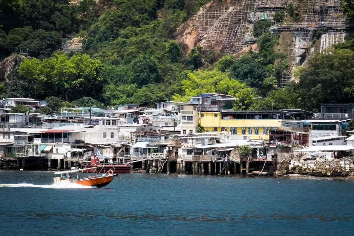 10. Lei Yue Mun Fishing Village