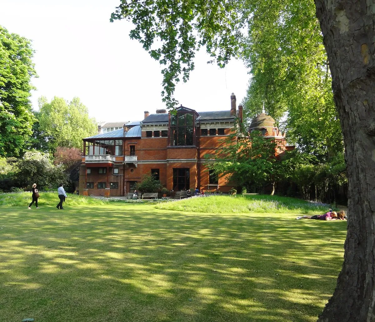 2. Leighton House Museum