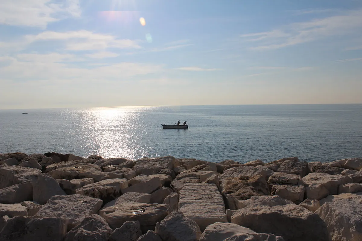 3. Lungomare Caracciolo