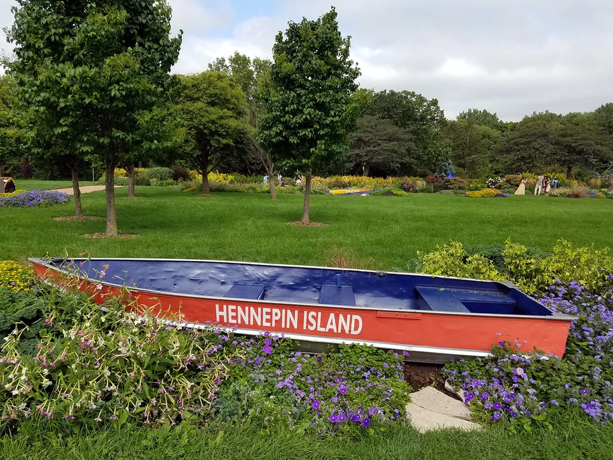 5. Lyndale Park Rose Garden