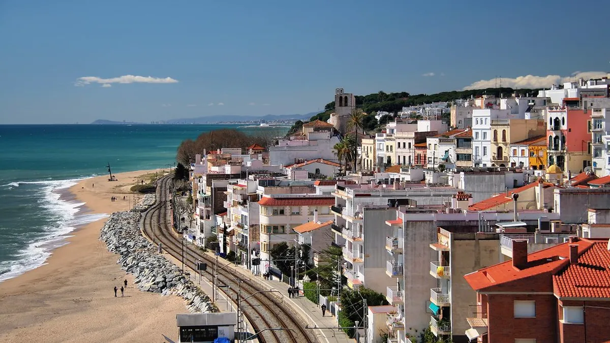 6. Platja de Sant Pol