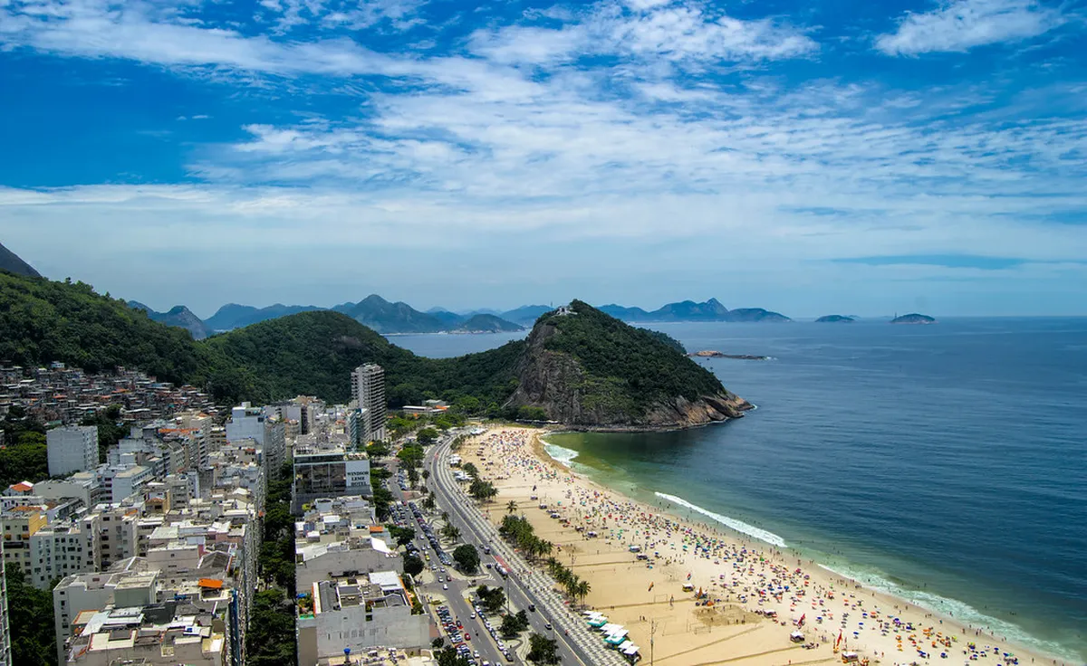 13. Praia do Leme