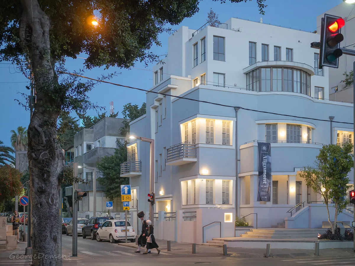 7. Rothschild Boulevard