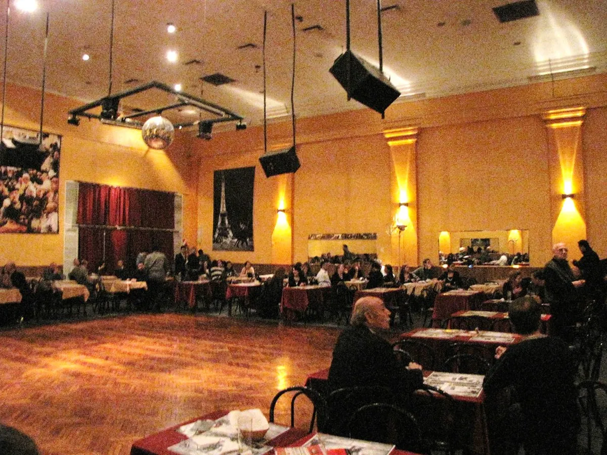 4. Salon Canning
