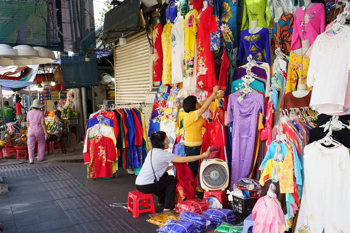 14. Tan Dinh Market