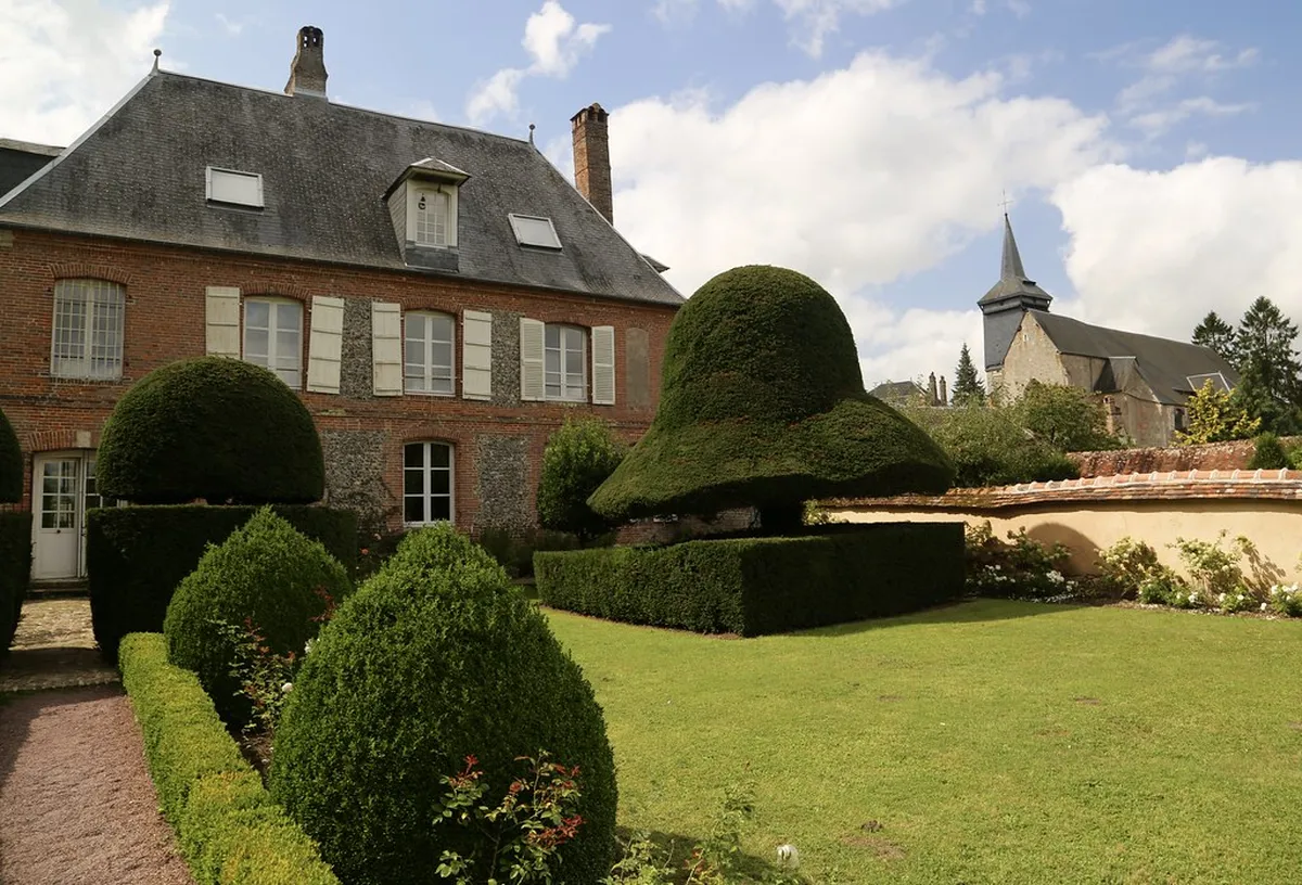5. The art Garden
