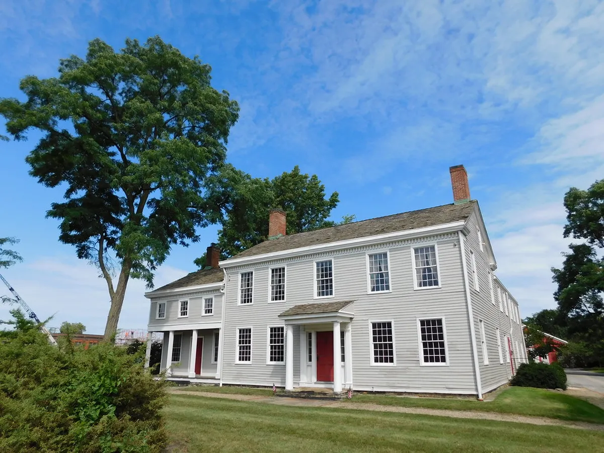 14. The Dunham Tavern Museum