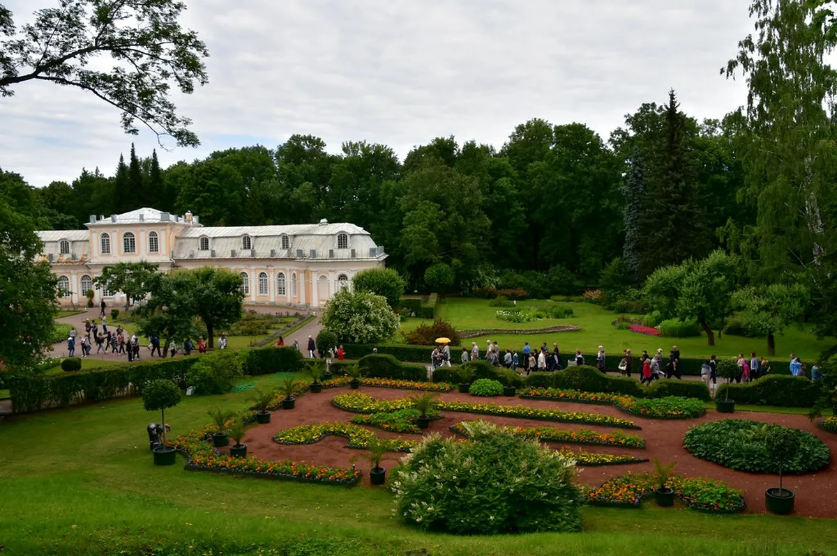 3. The Palace Garden of the Peterhof