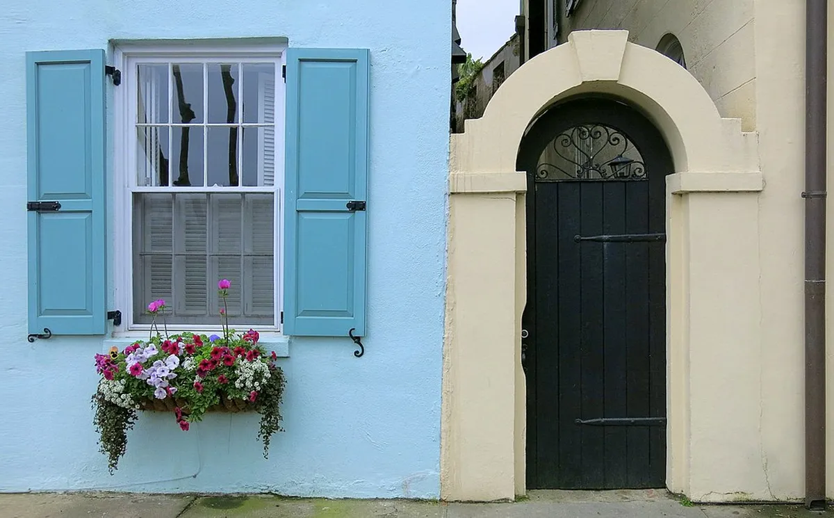 19. The Rainbow Row