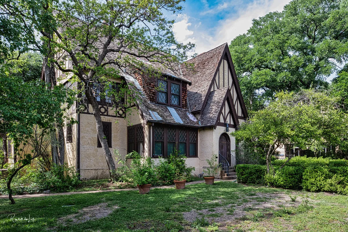 19. The Texas Governor’s Mansion