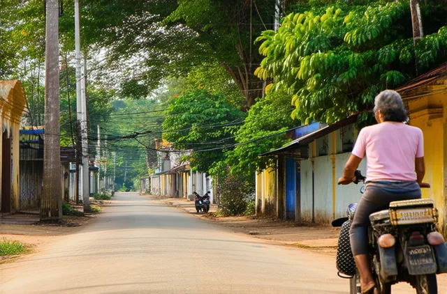 Unexplored neighborhoods of Battambang