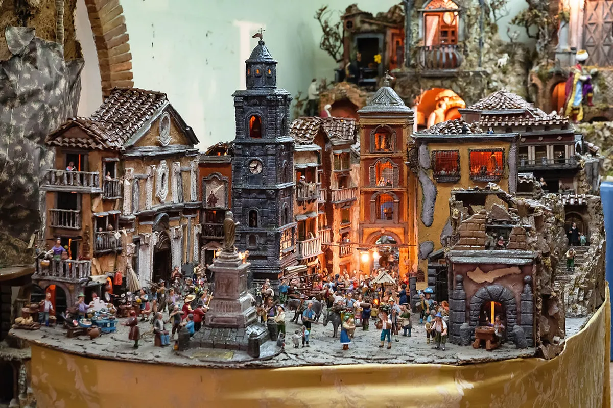 7. Via San Gregorio Armeno