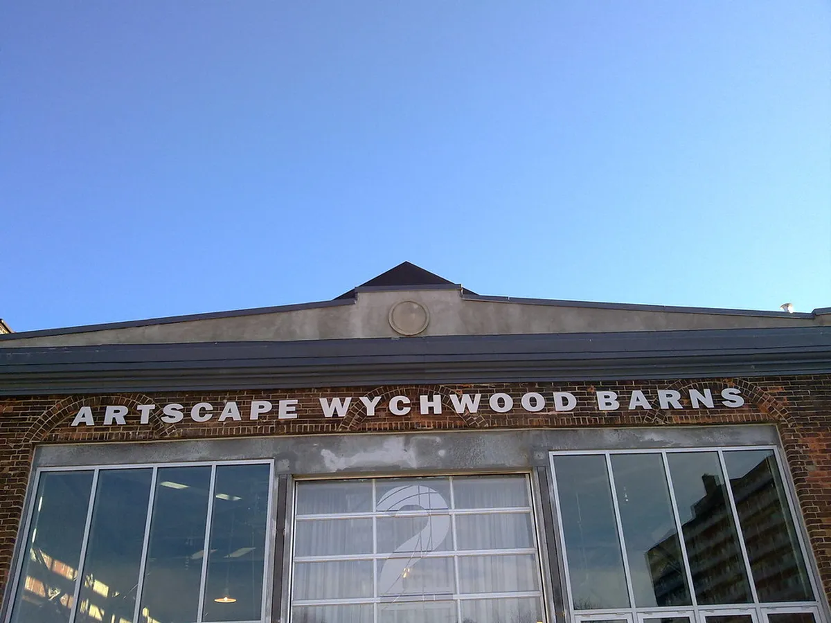 12. Wychwood Barns Park
